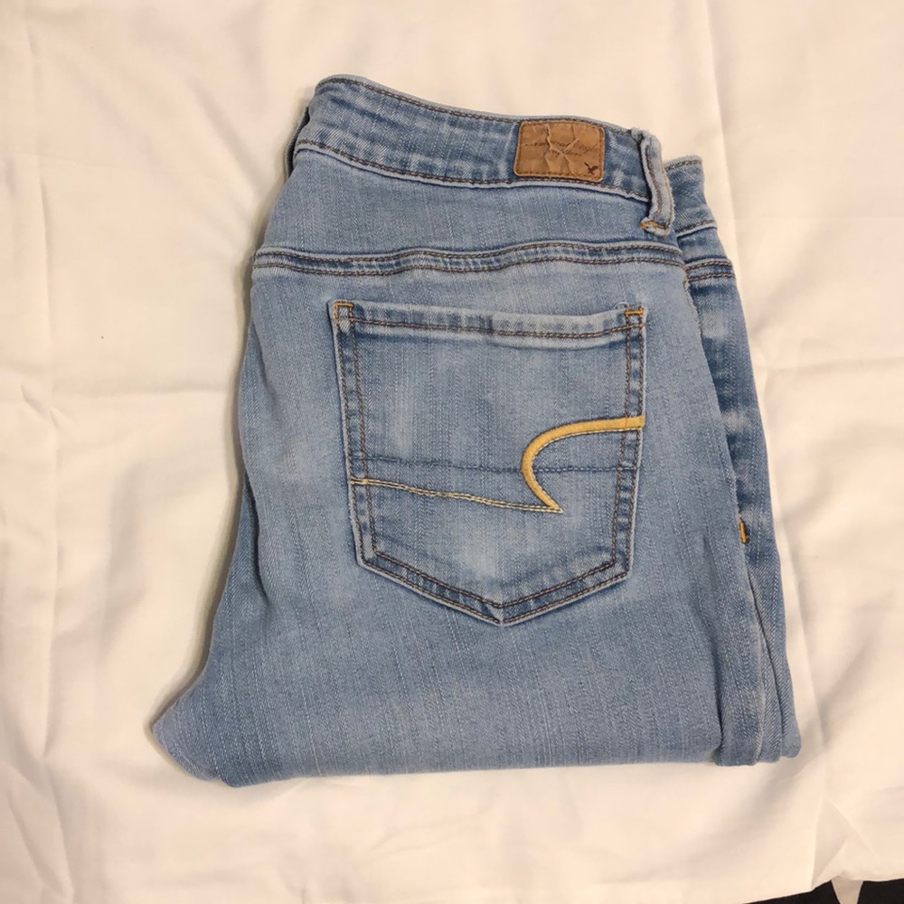 American Eagle Light Wash Jegging Jeans